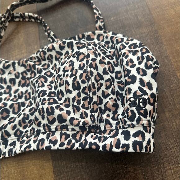 Albion Fit Leopard Uplift Swimsuit Top  Size Medium - Picture 3 of 6